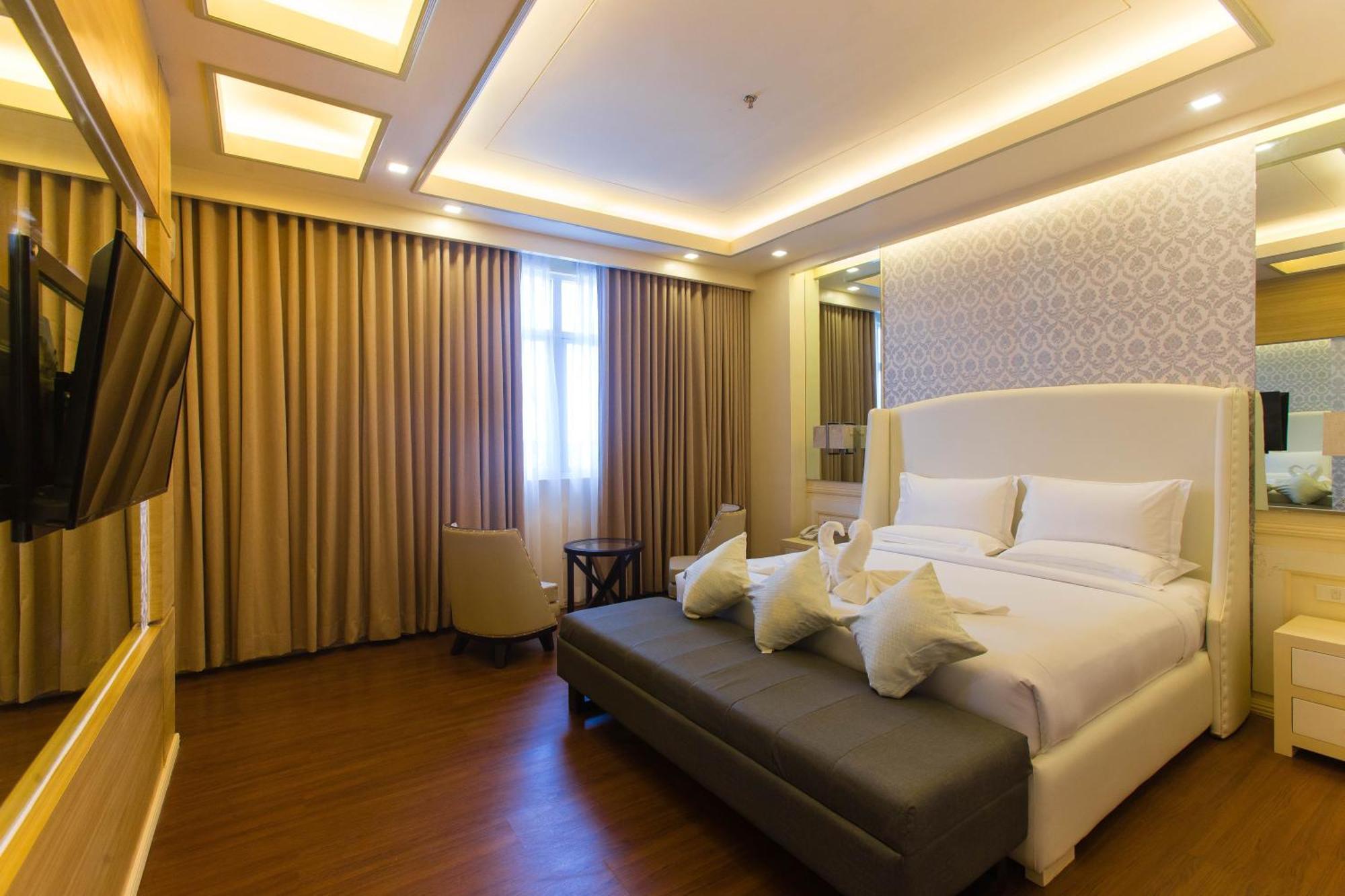 Pavia Iloilo Gateway Hotel And Suites מראה חיצוני תמונה