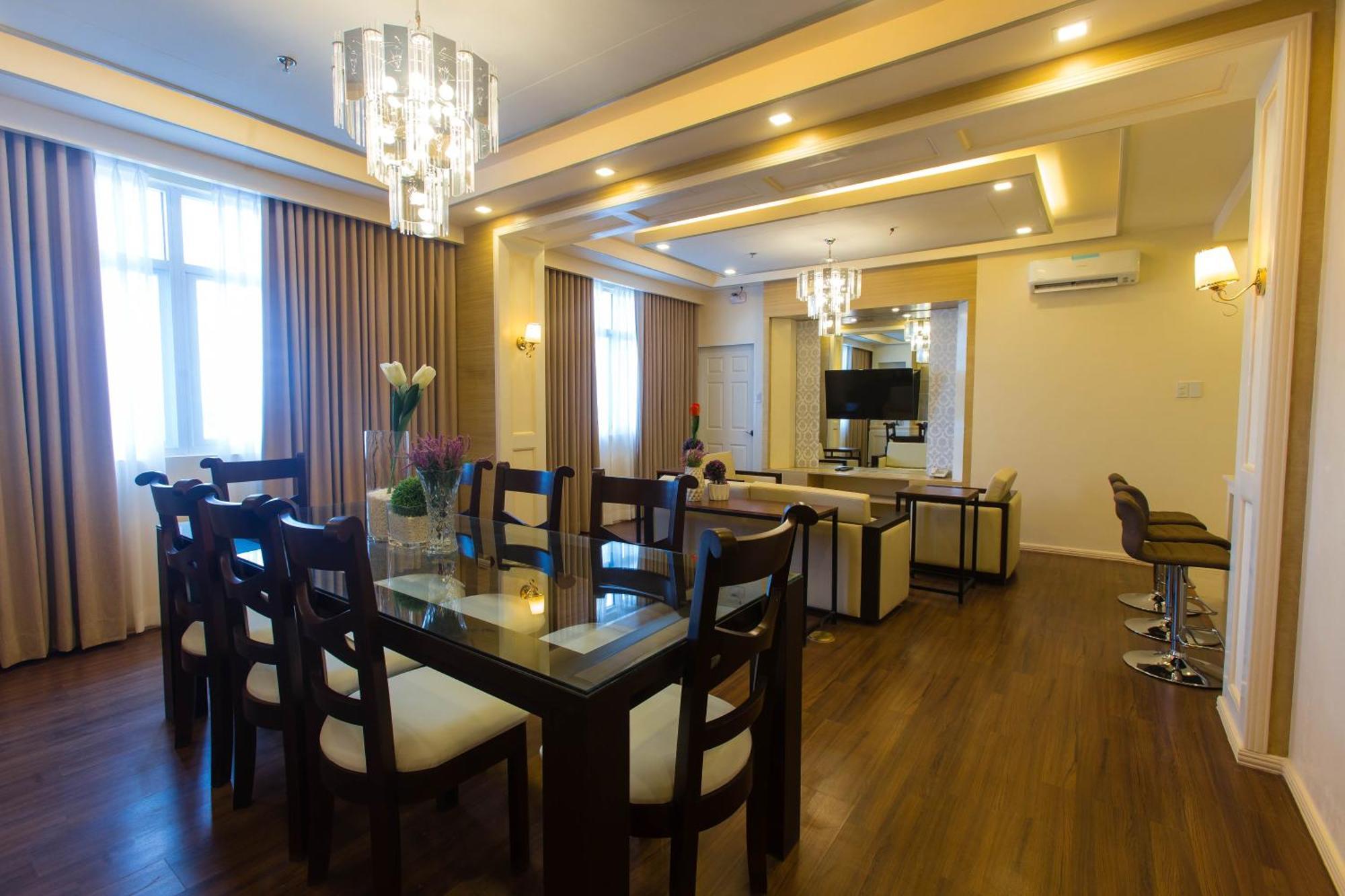 Pavia Iloilo Gateway Hotel And Suites מראה חיצוני תמונה